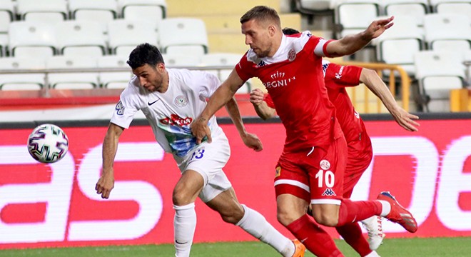 Antalyaspor iç sahada kalesini gole kapatamıyor