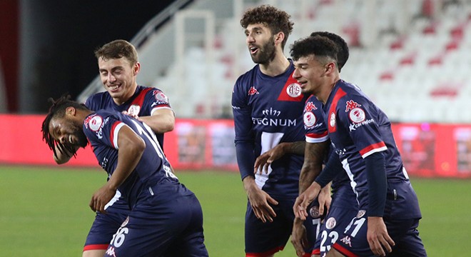 Antalyaspor kupada 5'inci kez yarı finalde