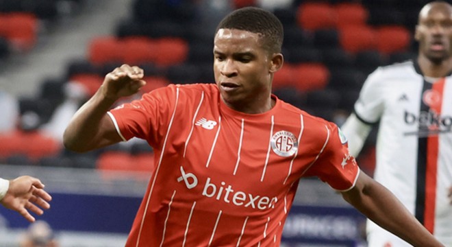 Antalyasporlu Mukairu, Kopenhag'a transfer oldu