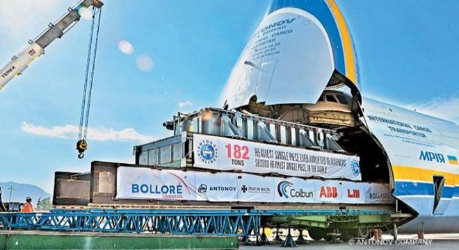 Antonov, tahrip olan dev kargo uçağı için kampanya başlattı