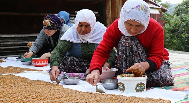 Asırlık kış lezzeti; yazın hazırlanıp kışın sofralara geliyor