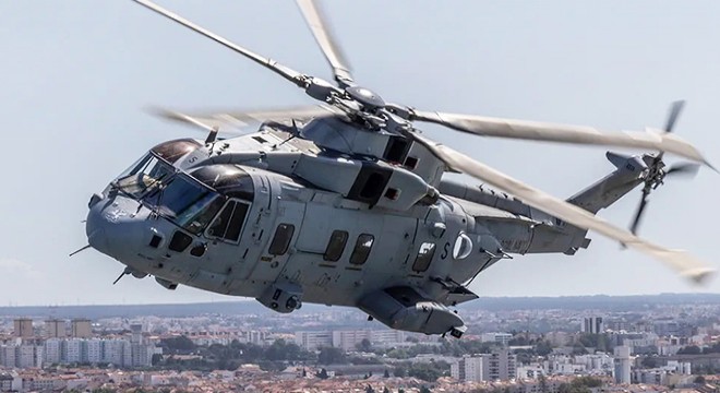 Askeri helikopter düştü: 3 ölü