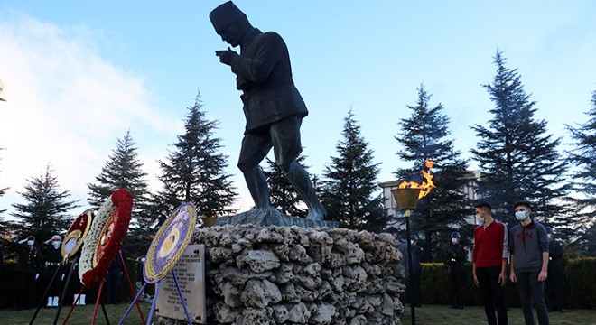 Atatürk, Afyonkarahisar'da anıldı