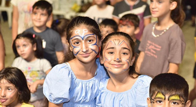 Avni Tolunay Mahallesi 'Sahne Kepez' ile renklendi