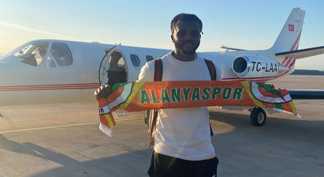 Aytemiz Alanyaspor, Chidozie Awaziem’i kadrosuna kattı
