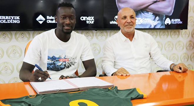 Aytemiz Alanyaspor'a Senegalli golcü
