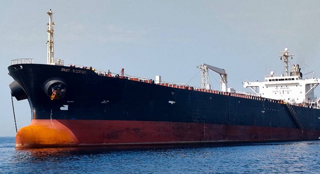 BAE: Umman Körfezi'nde iki petrol tankeri çarpıştı