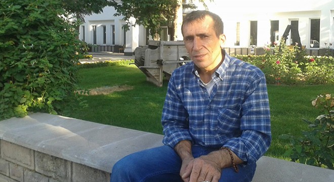 Babasını öldürüp polise teslim oldu