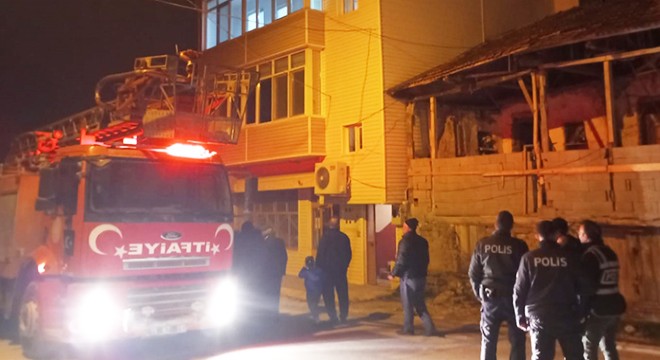 Baca yangını büyümeden söndürüldü