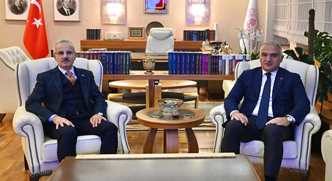 Bakan Ersoy: Antalya'mız için güzel haberlerimiz var