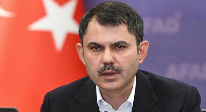 Bakan Kurum: İstanbul'da 1025 bina az hasarlı