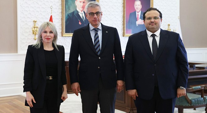 Bakan Memişoğlu'na CAR-T Merkezi sunumu
