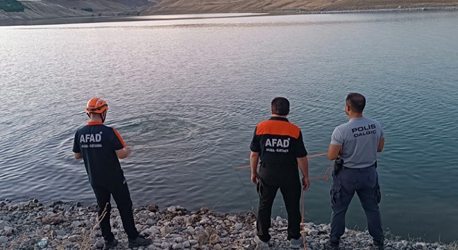 Baraj gölünde boğulan Arda'nın cansız bedenine ulaşıldı