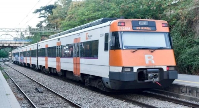 Barcelona'da tren kazası: Ölü ve yaralılar var