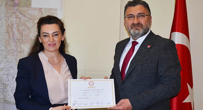 Başkan Kumbul mazbatasını aldı
