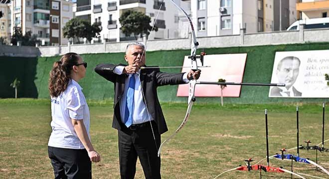 Başkan Uysal gençleri okçuluk eğitimine davet etti