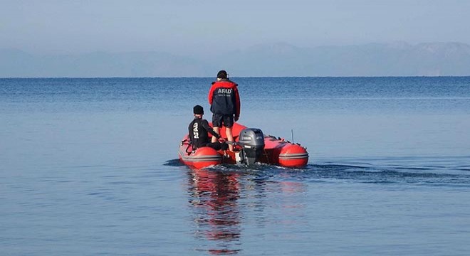 Batan bottaki göçmenleri arama çalışmaları, 5'inci gününde