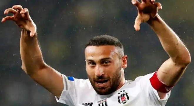 Beşiktaş, Cenk Tosun'u bırakmıyor