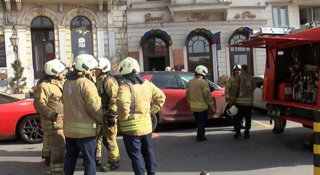 Beyoğlu’nda otelin saunasında yangın