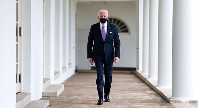 Biden Kovid-19'dan ölenler için anma töreni düzenliyor