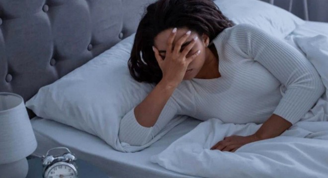 Bilim insanları uyarıyor: Gece aynı saatlerde uyananlar dikkat