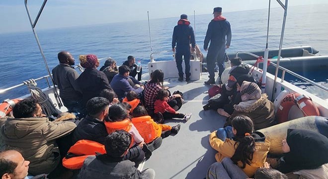 Bodrum’da 17'si çocuk 36 kaçak göçmen kurtarıldı