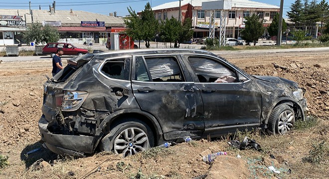Bolvadin'de kaza: 3 yaralı