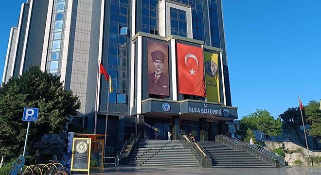 Buca Belediyesi'nde yolsuzluk operasyonu: 54 gözaltı