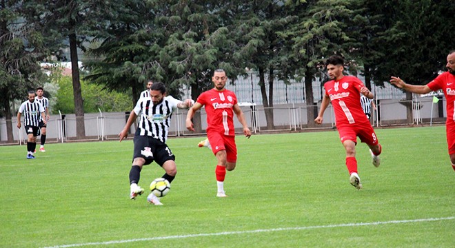 Bucak, Kepez'i 2-0 yendi