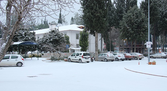 Bucak beyaza büründü