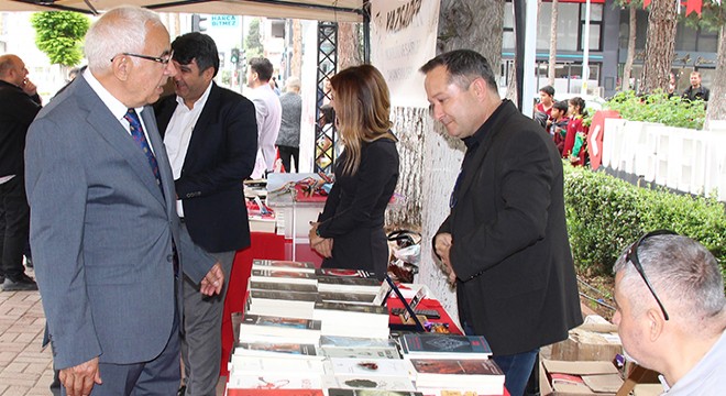 Bucak'ta Kitap Şenliği