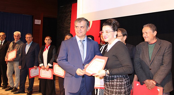 Bucak'ta Öğretmenler Günü töreni yapıldı