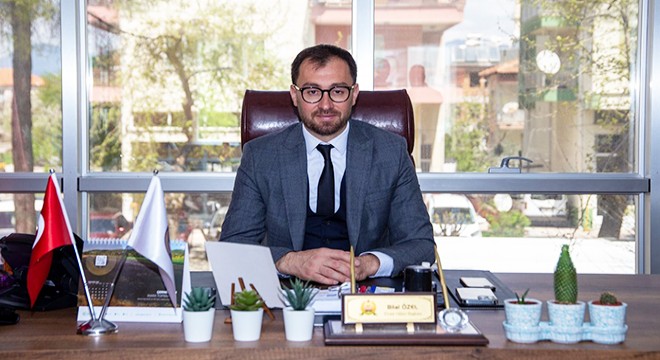 Bucak'ta TMO tarafından yemlik arpalar dağıtılıyor