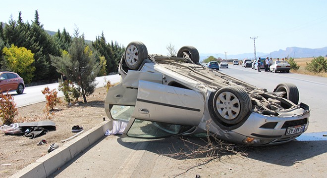 Bucak'ta kaza: 4 yaralı