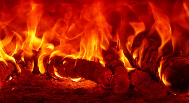 Bucak'ta orman yangını büyümeden söndürüldü