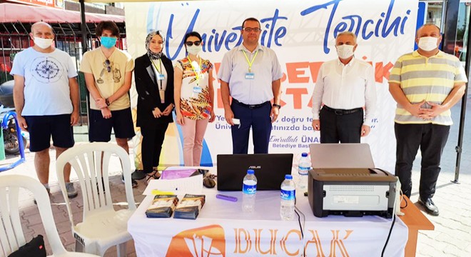 Bucak'ta ücretsiz üniversite danışmanlığı