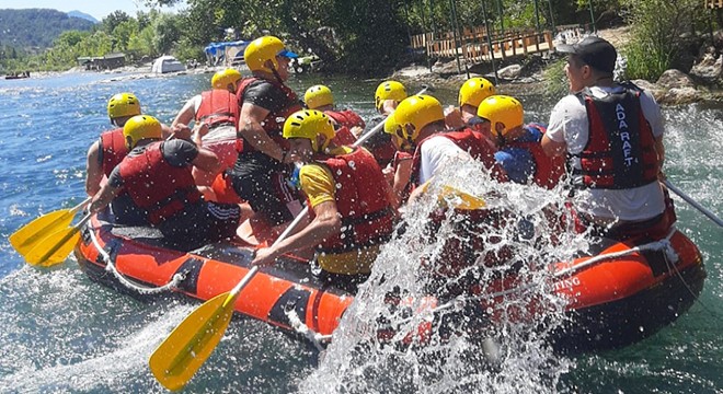 Bucaklı esnafa moral ve motivasyon gezisi