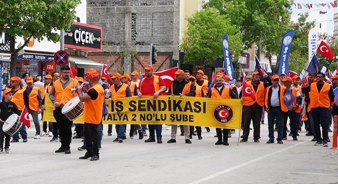 Burdur'da 1 Mayıs kutlaması