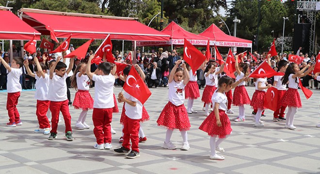 Burdur'da 23 Nisan kutlaması