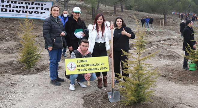 Burdur'da 600 fidan dikildi