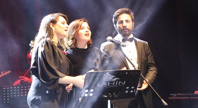 Burdur'da Atatürk'ü anma konseri