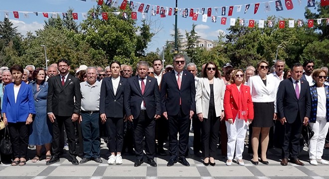 Burdur'da CHP'nin kuruluş yıl dönümü kutlandı