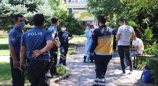 Burdur'da Covid temaslısı iki genç HES kontrolüne takıldı