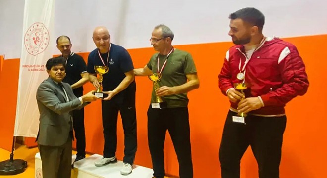 Burdur'da Öğretmenler Günü Masa Tenisi Turnuvası