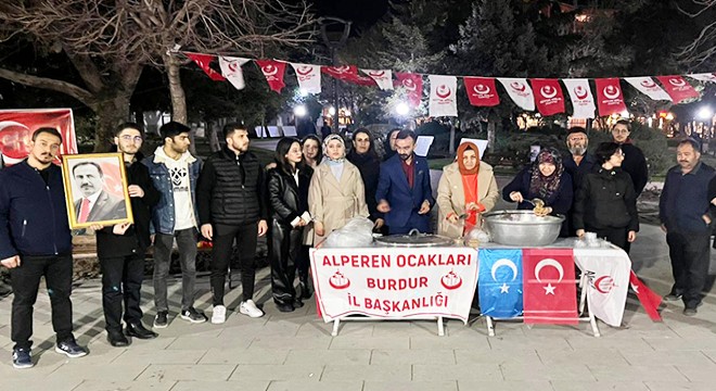 Burdur'da Yazıcıoğlu için helva dağıtıldı