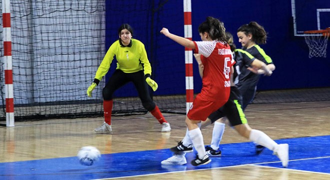 Burdur'da futsal heyecanı