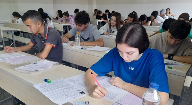 Burdur'da öğrencilere YKS tatbikatı