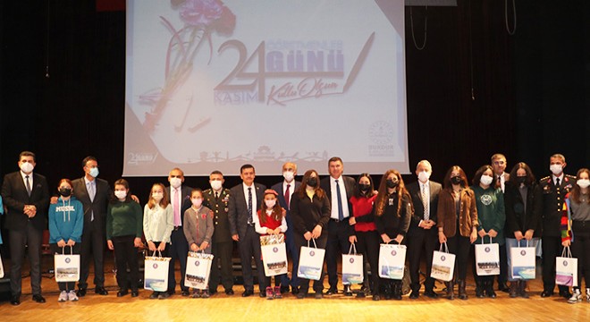 Burdur'da öğretmenlere anlamlı kutlama