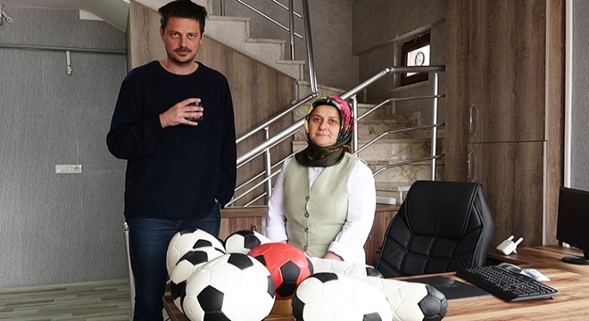 Burdur'dan Rusya'ya geometrik şekilli top üretimi