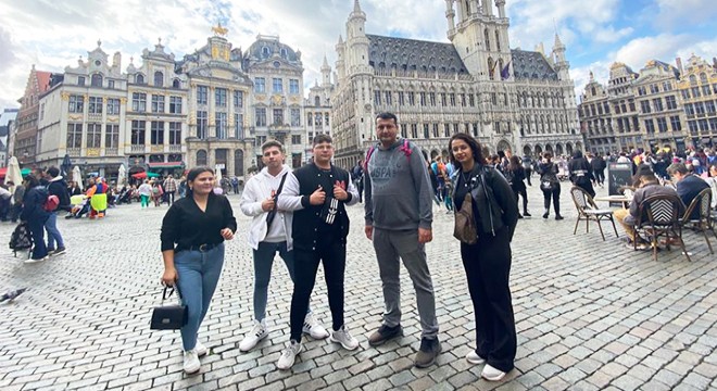 Burdurlu öğrenciler Almanya'da staja başladı